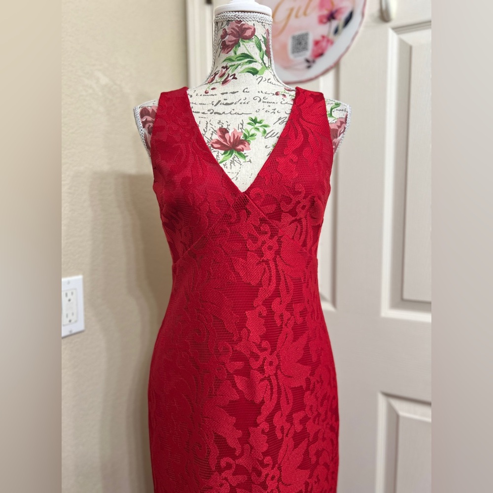 Lauren Ralph Lauren Red Lace Maxi Dress - Picture 2 of 11